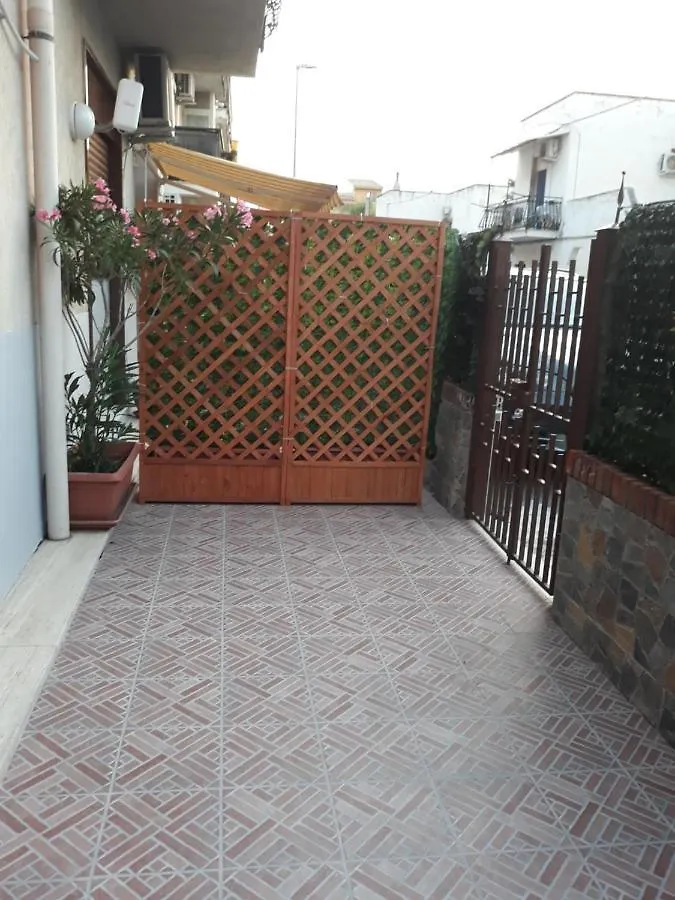 Holiday House Marlin Giardini-Naxos Dom wakacyjny