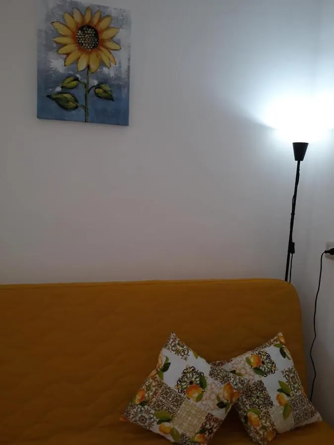 Holiday House Marlin Giardini-Naxos