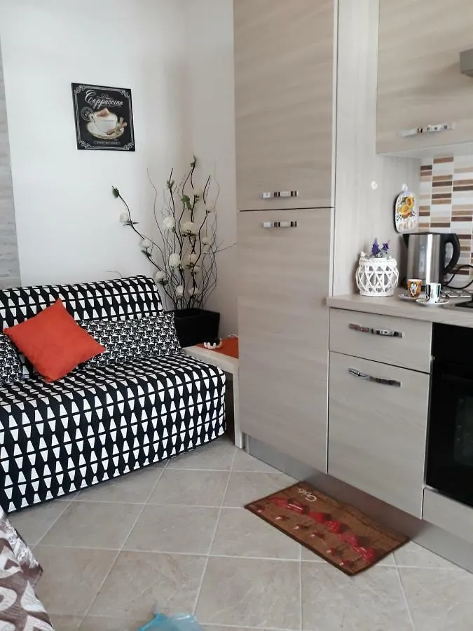 Tatil Evi Holiday House Marlin Giardini Naxos